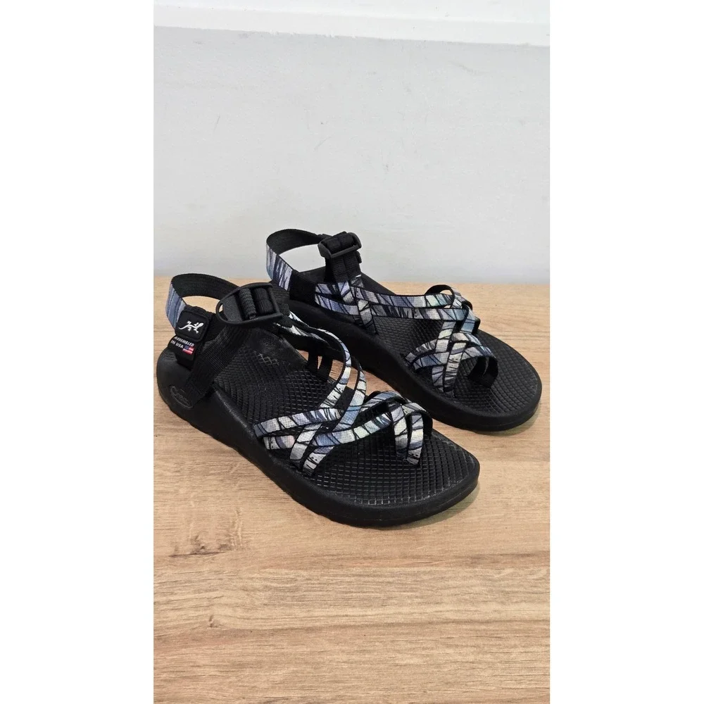 Chaco Z/X2 Sandals Womens‎ 6 Blue pattern Toe Loop Hiking Sport Water USA Beach